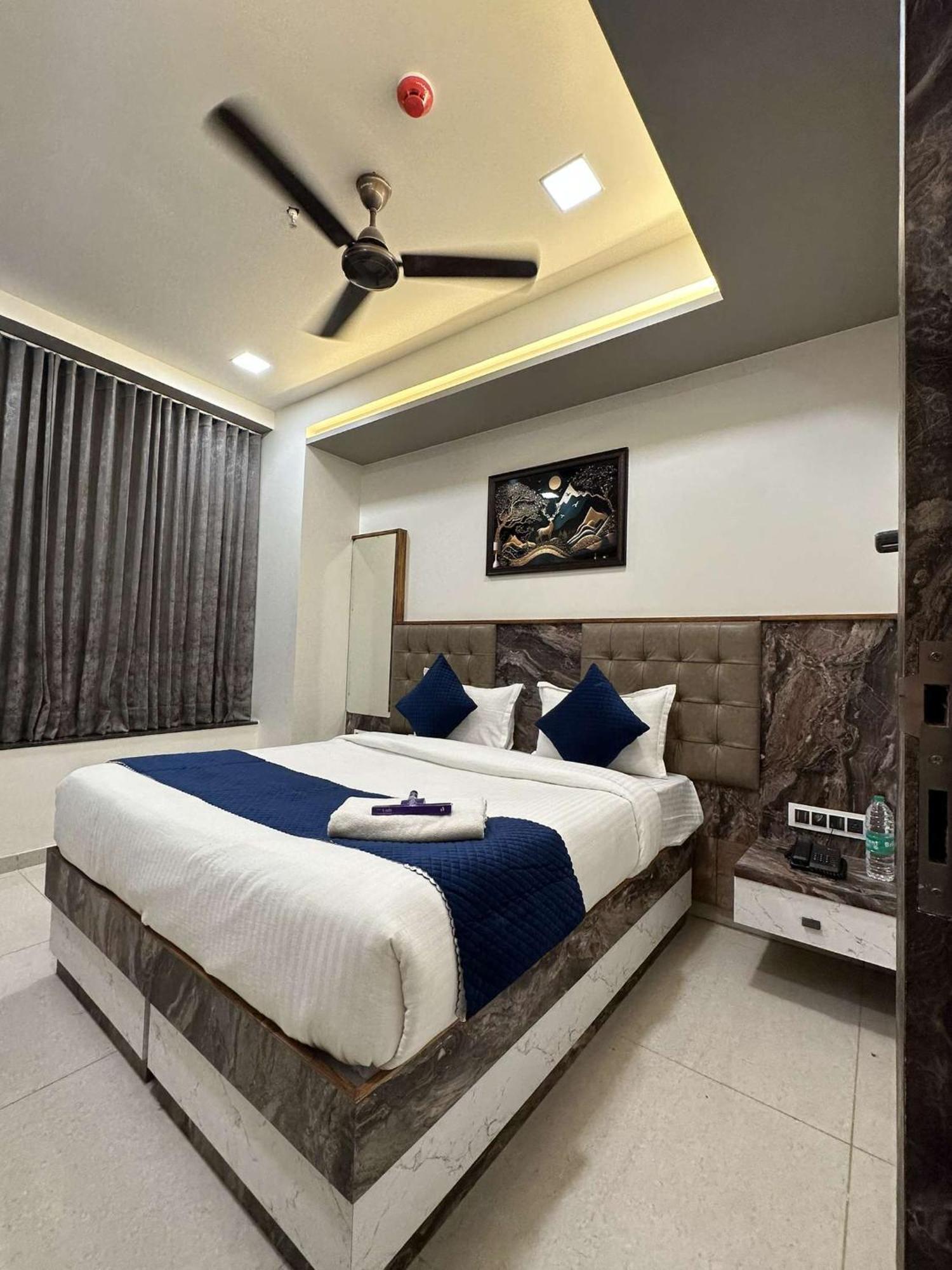 Hotel E Classico Bhavnagar Eksteriør billede